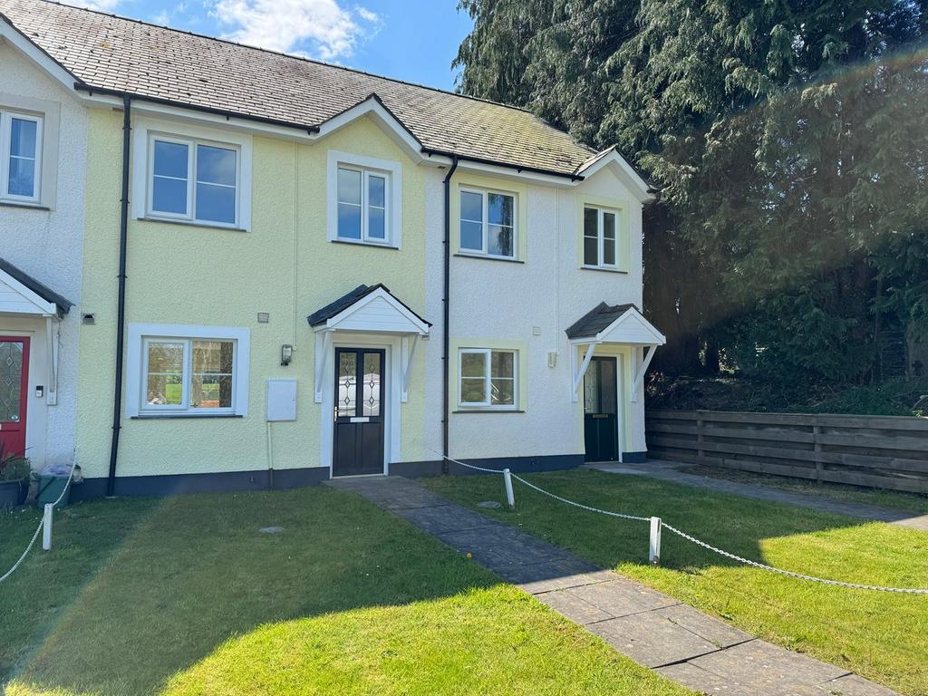 Llangybi, Lampeter, SA48 2 bed terraced house - £149,950