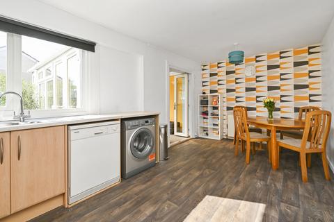 395 Cameron Crescent, Bonnyrigg, EH19 2PL