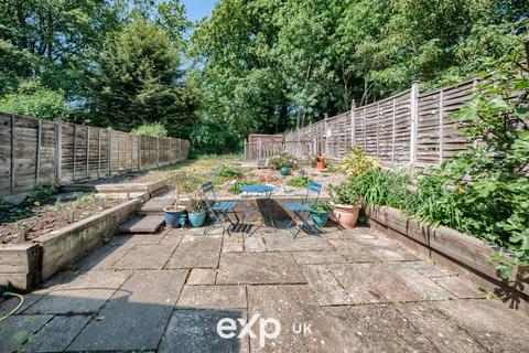 17 Braemar Road, Solihull, B92 8BU
