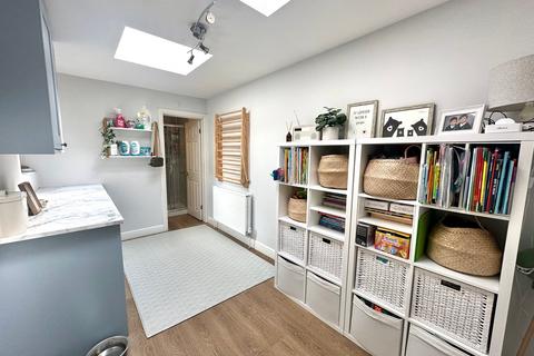 12 Claverton Close, Bovingdon, Hemel Hempstead, HP3 0QP