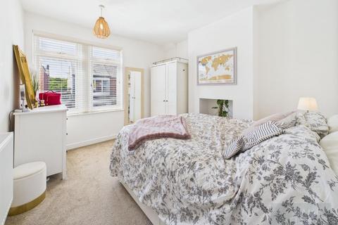 2 bedroom apartment for sale, 2 BEDROOM 1ST FLOOR APARTMENT, Knighton Fields Road West, Knighton, Leicester