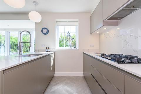 undefined, 1, Newton Close, Lightcliffe, Halifax, HX3 8FP
