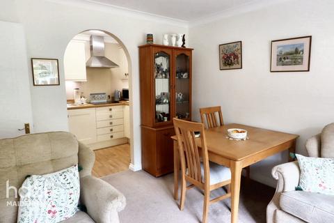 1 bedroom apartment for sale, Shoppenhangers Road, Maidenhead