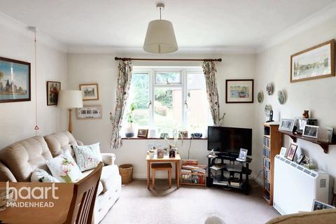 1 bedroom apartment for sale, Shoppenhangers Road, Maidenhead