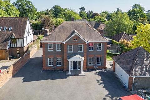 4 bedroom detached house for sale, New Lane Hill, Tilehurst, Reading, RG30