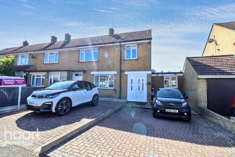 3 bedroom semi-detached house for sale, Cambridge Road, Sittingbourne
