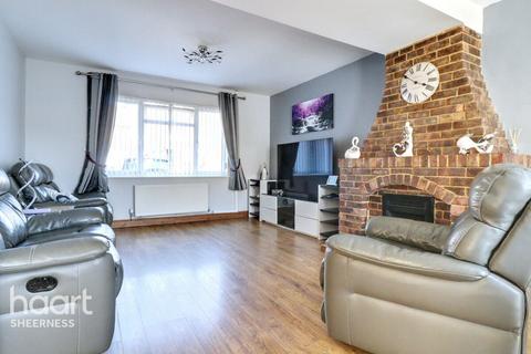 3 bedroom semi-detached house for sale, Cambridge Road, Sittingbourne