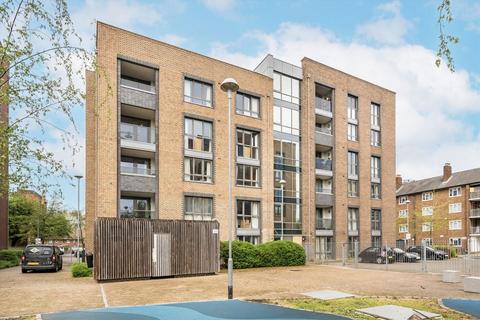 Flat 50, Chamberlain Court Silwood Street, London, SE16 2AZ