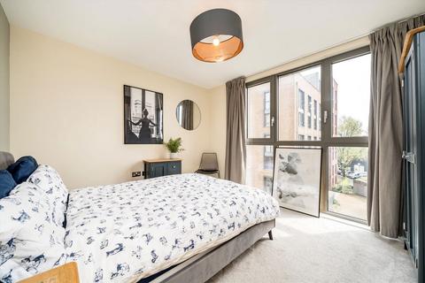 Flat 50, Chamberlain Court Silwood Street, London, SE16 2AZ