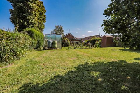 undefined, 1.4 Miles From Etchingham Mainline Station in Hurst Green