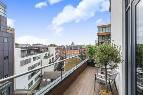4 bedroom property for sale, Trevor Square, London SW7