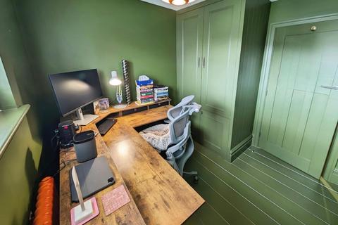 12 Templar Road, Yate, Bristol, BS37 5TF