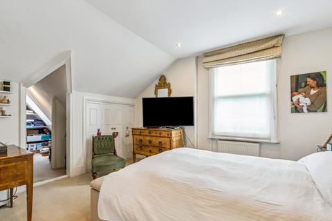 2 bedroom flat for sale, Castelnau, Barnes, London