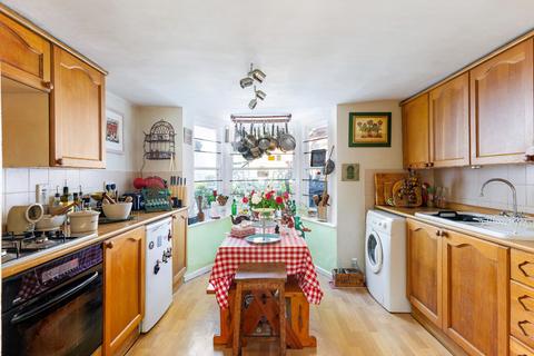 undefined, Ashford Road, Cheltenham, Gloucestershire, GL50