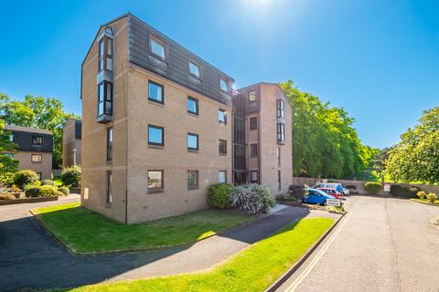 2/4 Belhaven Place, Edinburgh, EH10 5JN
