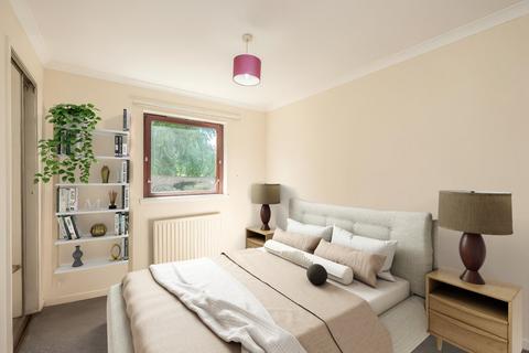 2/4 Belhaven Place, Edinburgh, EH10 5JN
