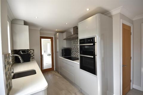 1 Birt Grove, Goole, DN14 6RP