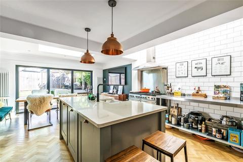 39 Chart Lane, Reigate, RH2 7DZ
