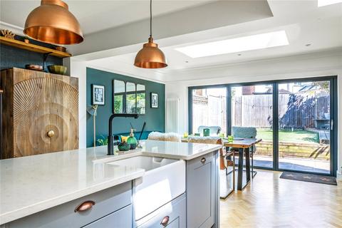 39 Chart Lane, Reigate, RH2 7DZ