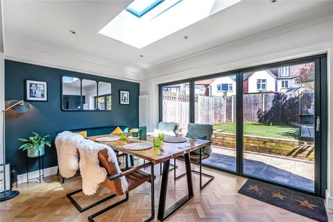 39 Chart Lane, Reigate, RH2 7DZ