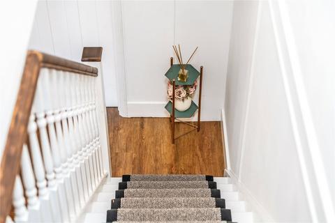 39 Chart Lane, Reigate, RH2 7DZ