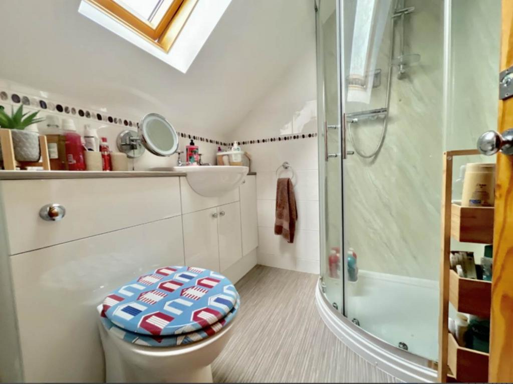 Shower Rm