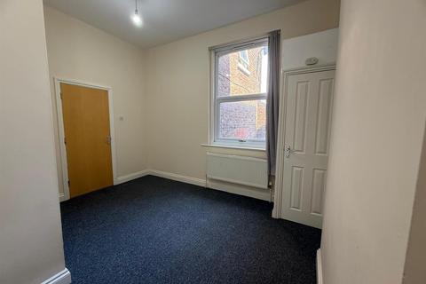 2 bedroom flat for sale, Stansted Road, Southsea
