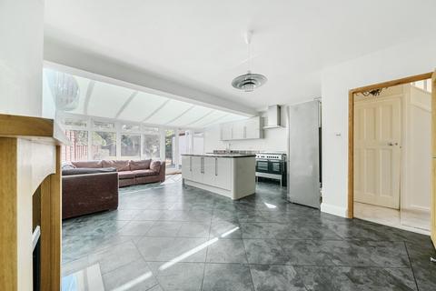 84 Pickhurst Rise, West Wickham, BR4 0AN