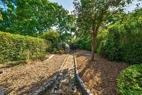 84 Pickhurst Rise, West Wickham, BR4 0AN