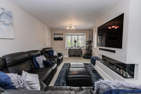 5 bedroom detached house for sale, Within Walking Distance Of Marden Station
