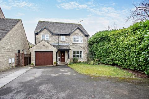 St. Marys Drive, Fairford, Gloucestershire, GL7