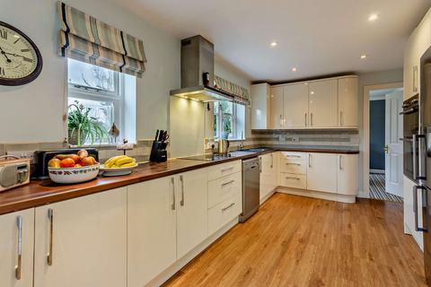 5 bedroom house for sale, St. Marys Drive, Fairford, Gloucestershire, GL7