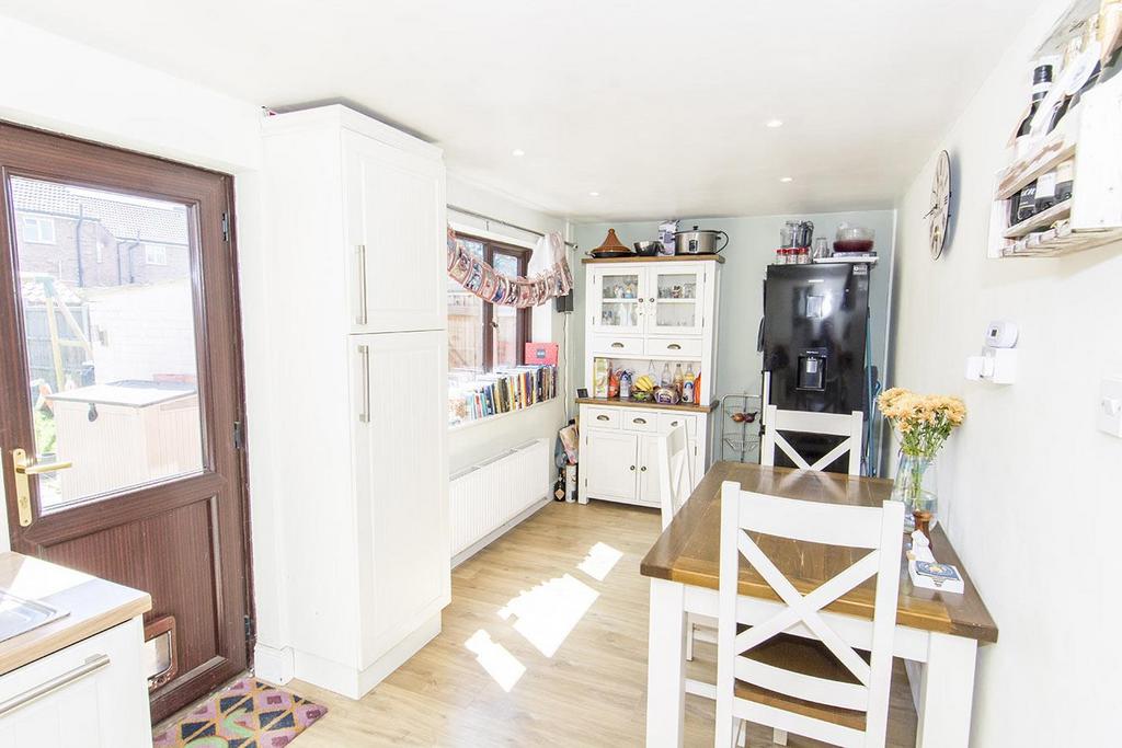 (Dining Area Photo)