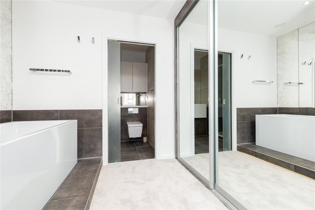 En Suite Bathroom