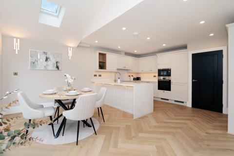 undefined, Pyne Road, Surbiton KT6