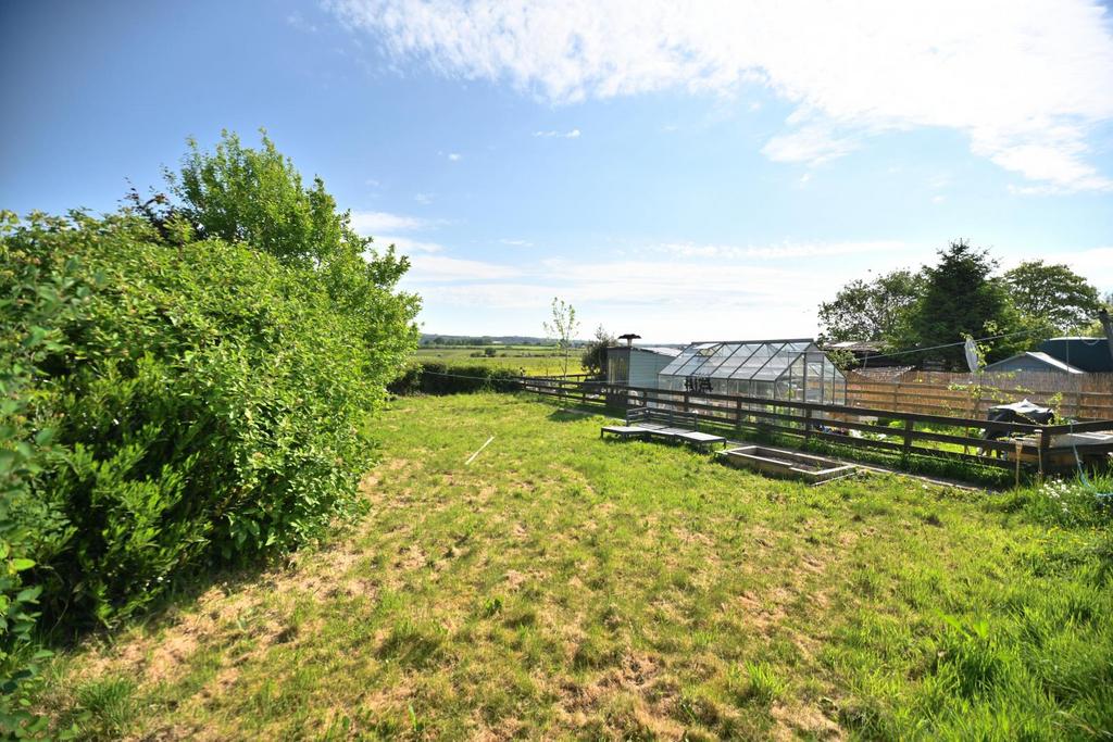 Chorley Road, Westhoughton, Bolton, BL5 3 NS - STUN
