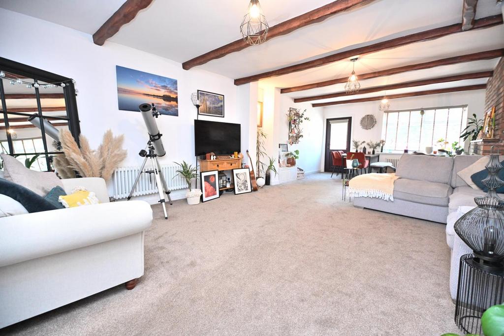 Chorley Road, Westhoughton, Bolton, BL5 3 NS - STUN