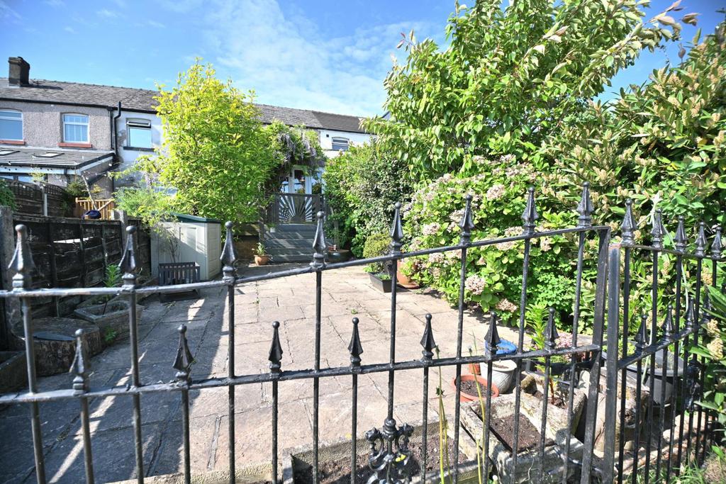 Chorley Road, Westhoughton, Bolton, BL5 3 NS - STUN