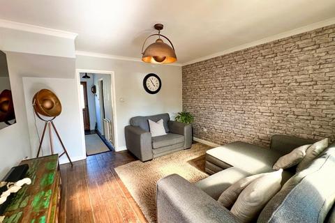 44 Brynheulog, Brynmenyn, Bridgend, CF32 9HP