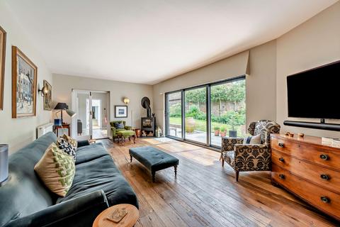 undefined, Wanborough, Guildford, Surrey
