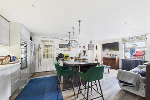 5 bedroom detached house for sale, Bank End, Bideford