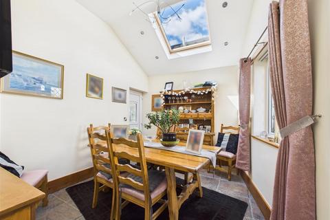 5 bedroom detached house for sale, Bank End, Bideford