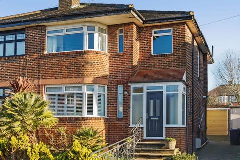 47 Raleigh Drive, London, N20 0UX