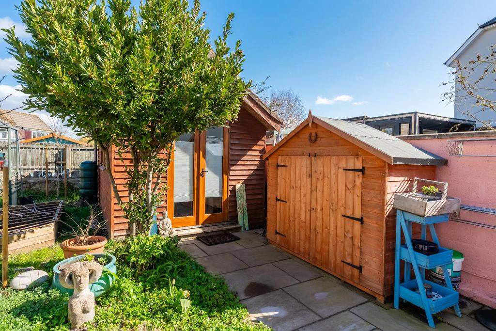 90 High St Yatton BS49 4 DW 42.jpg