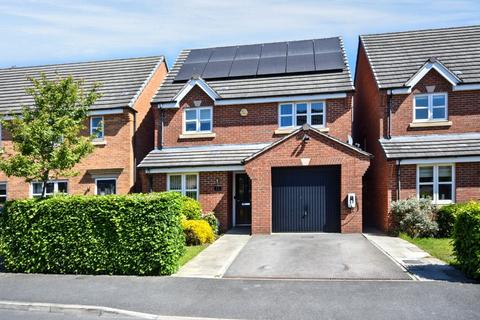 3 bedroom detached house for sale, Victoria Gardens, Normanton, Wakefield