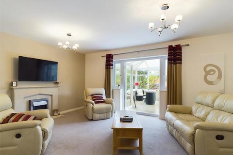 1 Bateman Close, Shobdon, Leominster, HR6 9NW