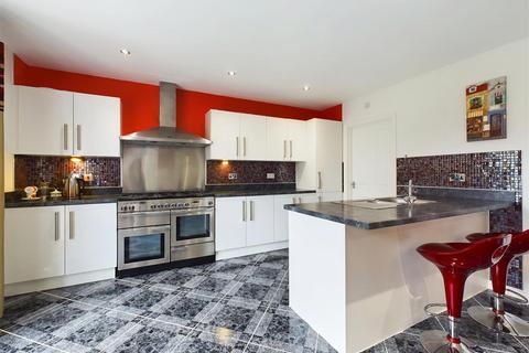 1 Bateman Close, Shobdon, Leominster, HR6 9NW