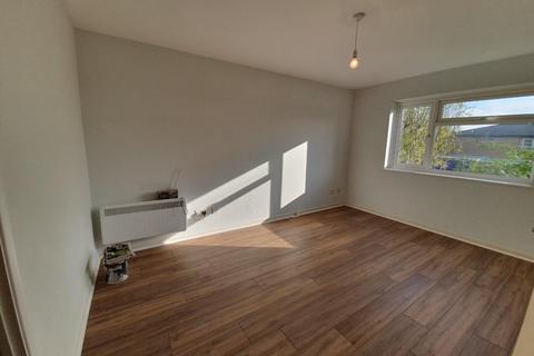1 bedroom flat for sale, Woodcote Valley Road, Purley