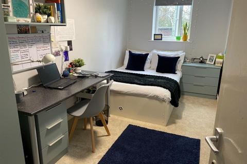 undefined, 6 bed £105pppw incl bills - Albert Square, Church Street, Lenton, Nottingham