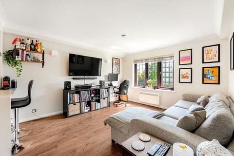 undefined, Hook Road, Surbiton KT6